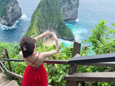 kelingking cliff (1)